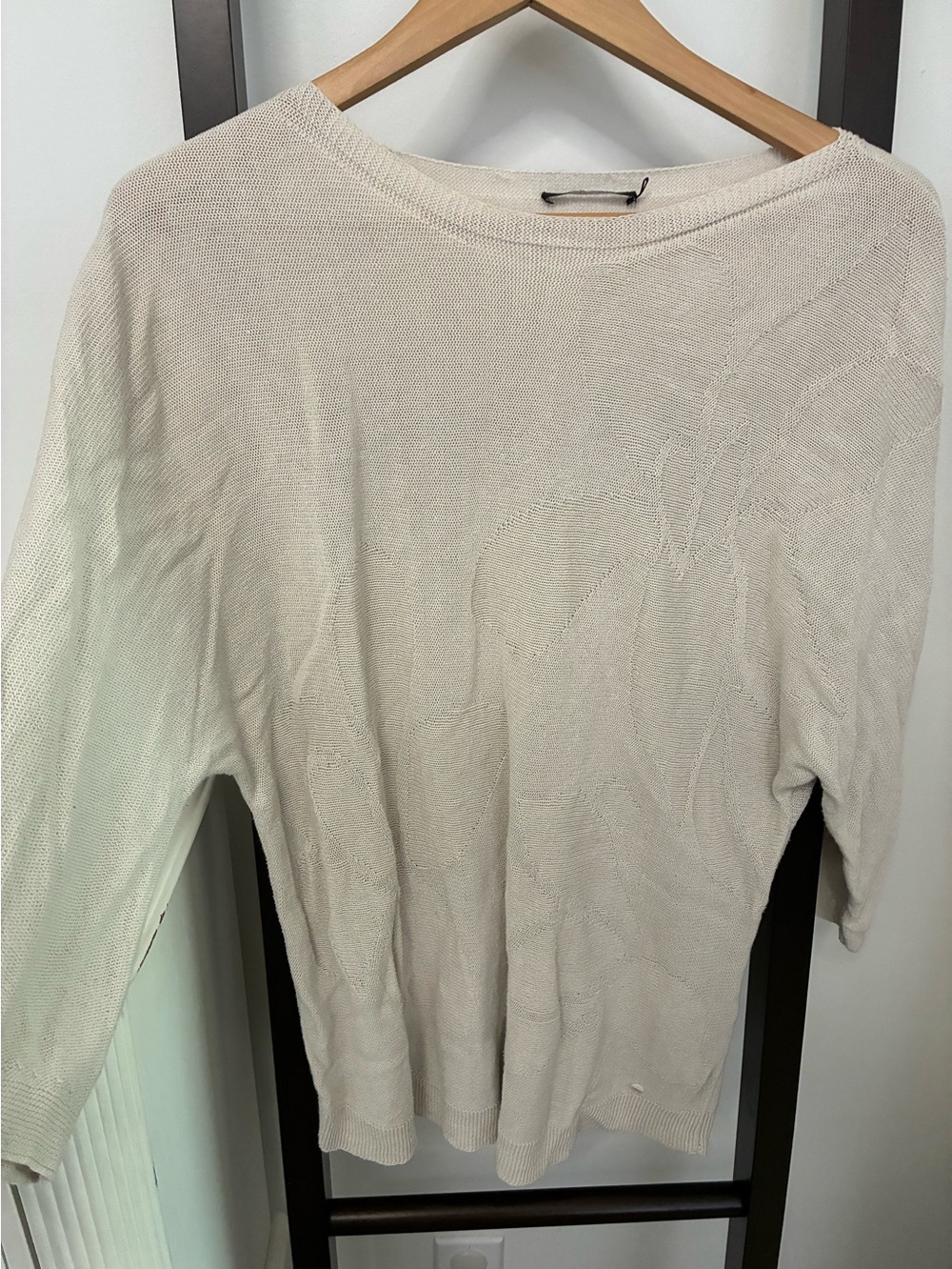 Olsen linen Chloe sweater with subtle pattern. Light Beige Knit classic Size 12